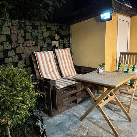 Danube Rose Cottage Rusze Kültér fotó